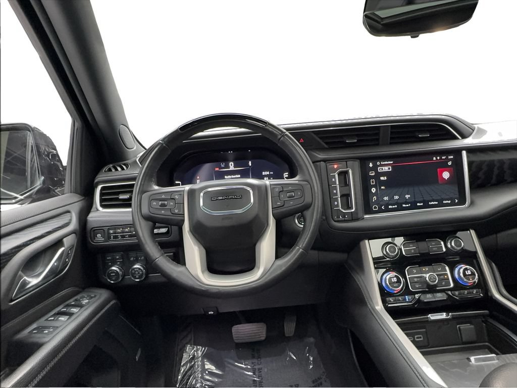 Used 2024 GMC Yukon Denali w/ Advanced Technology Package AWD/4WD image 40