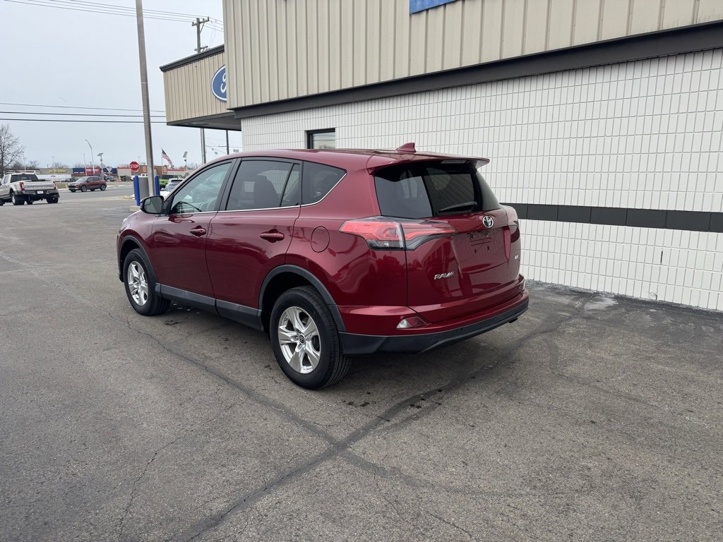Used 2018 Toyota RAV4 LE w/ All Weather Liner Package image 3