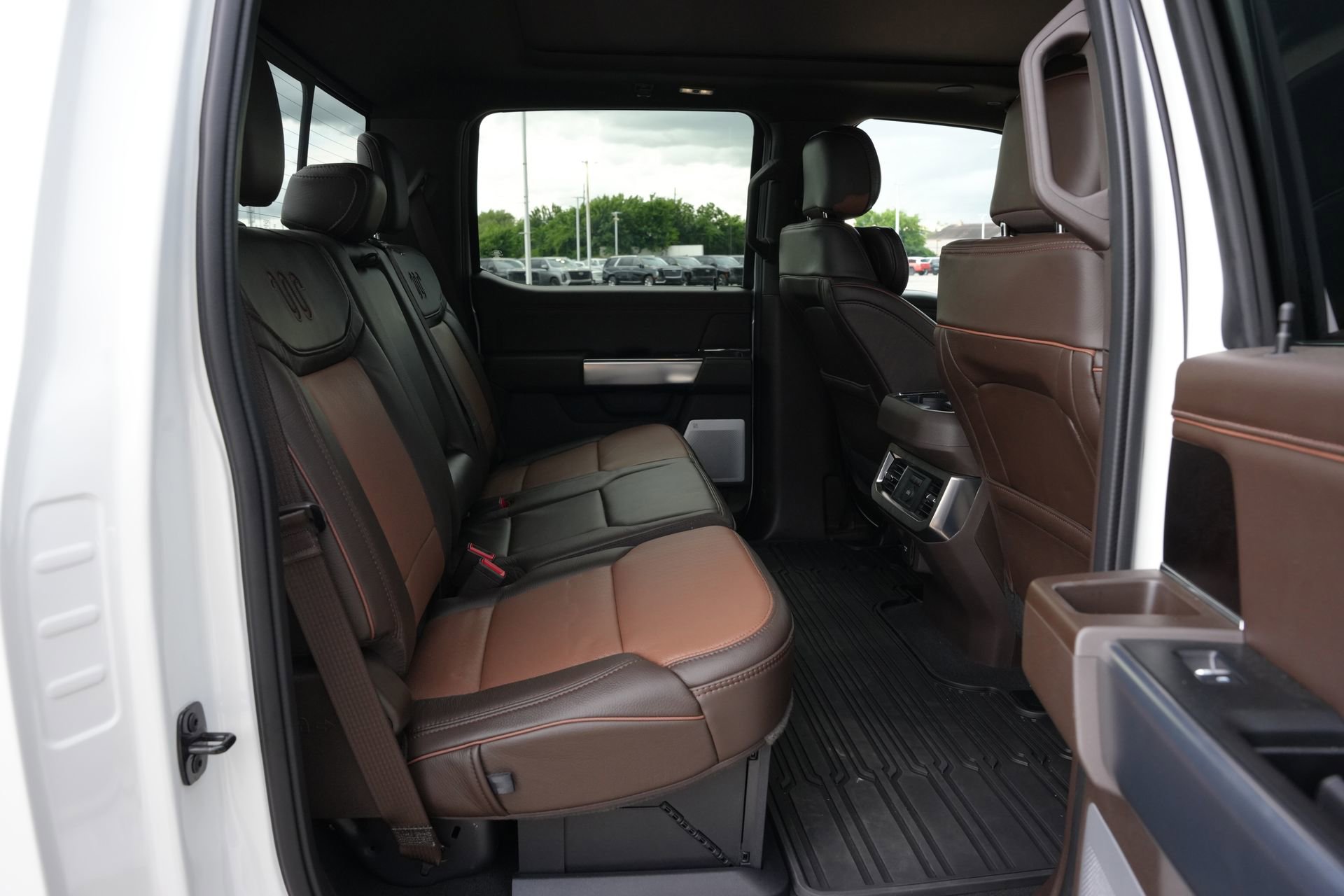 Used 2025 Ford F350 King Ranch w/ FX4 Off-Road Package AWD/4WD image 20
