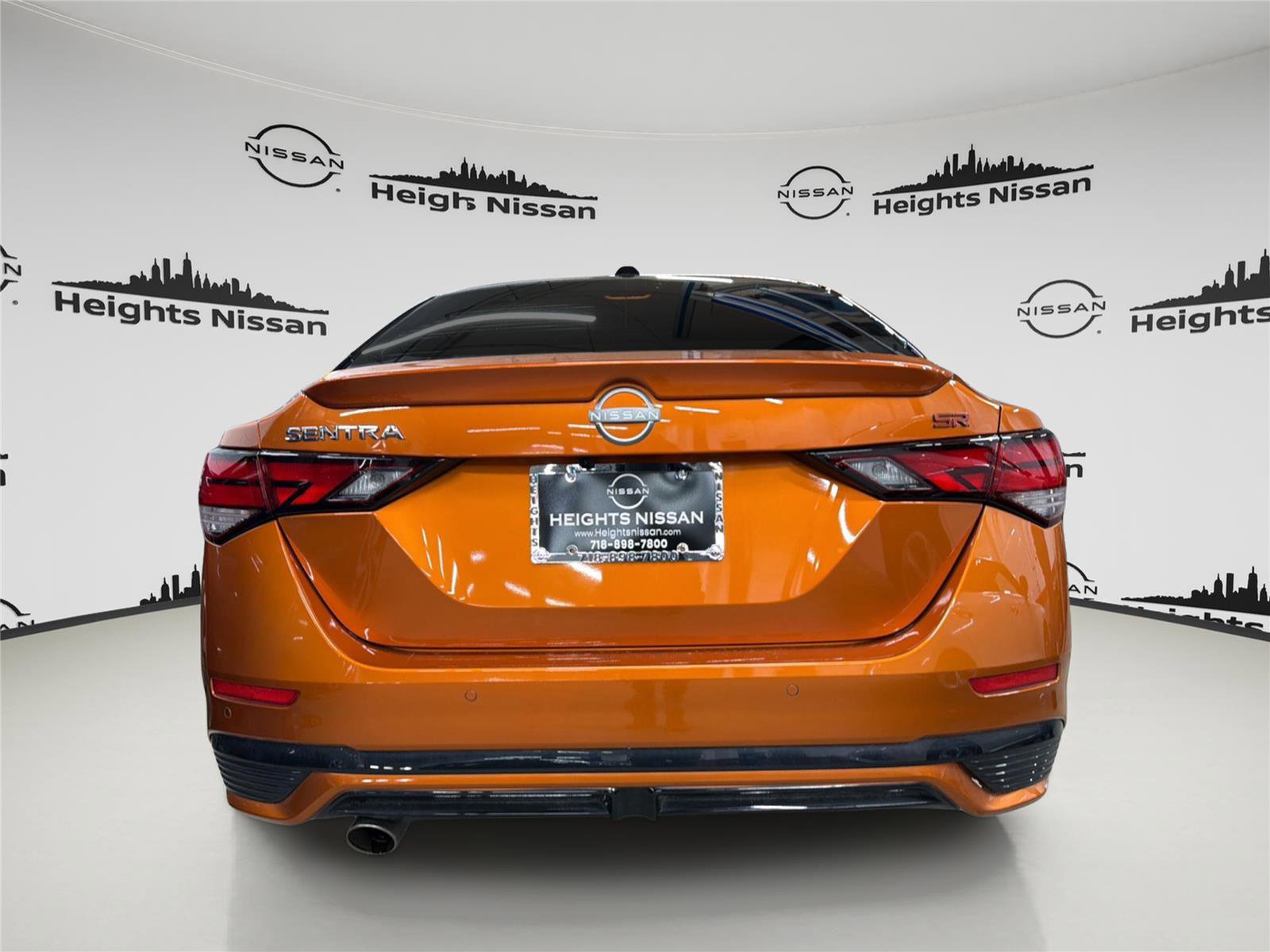 Used 2024 Nissan Sentra SR w/ SR Premium Package image 8