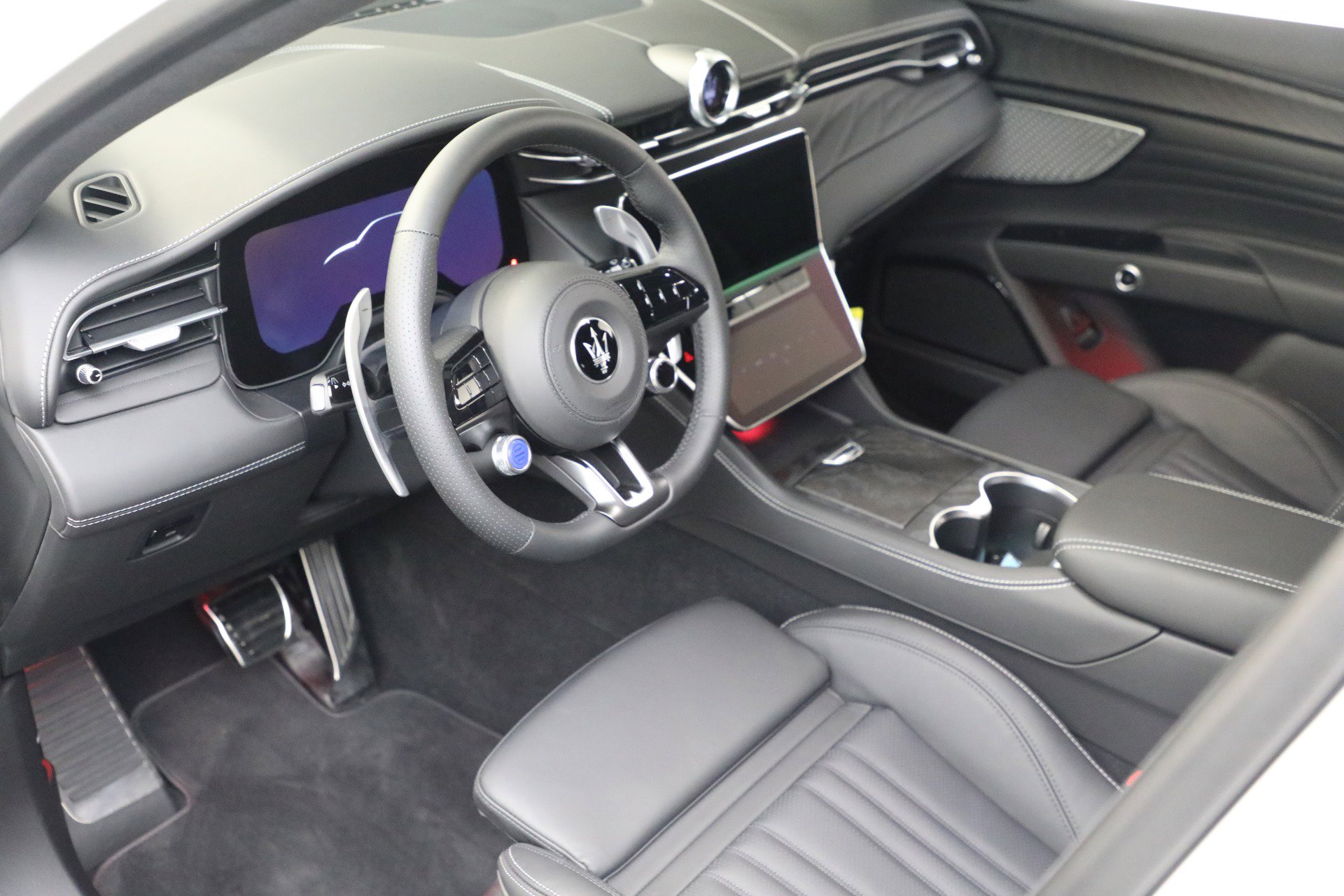 New 2025 Maserati Grecale Modena image 15