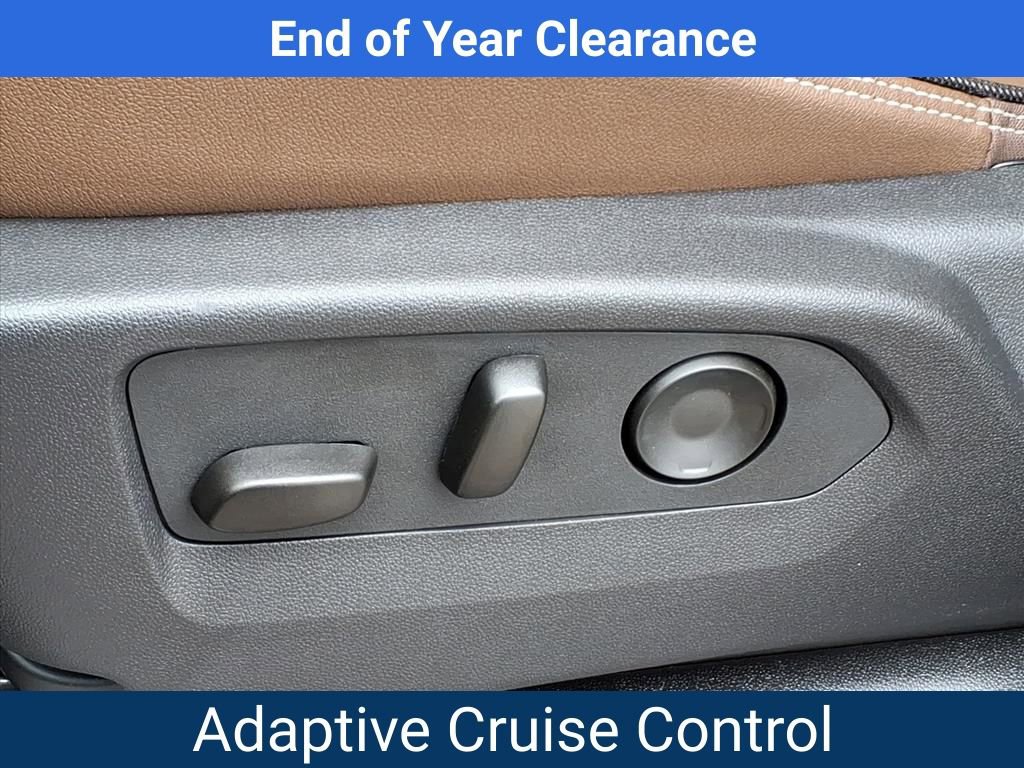 New 2025 Chevrolet Suburban High Country image 23