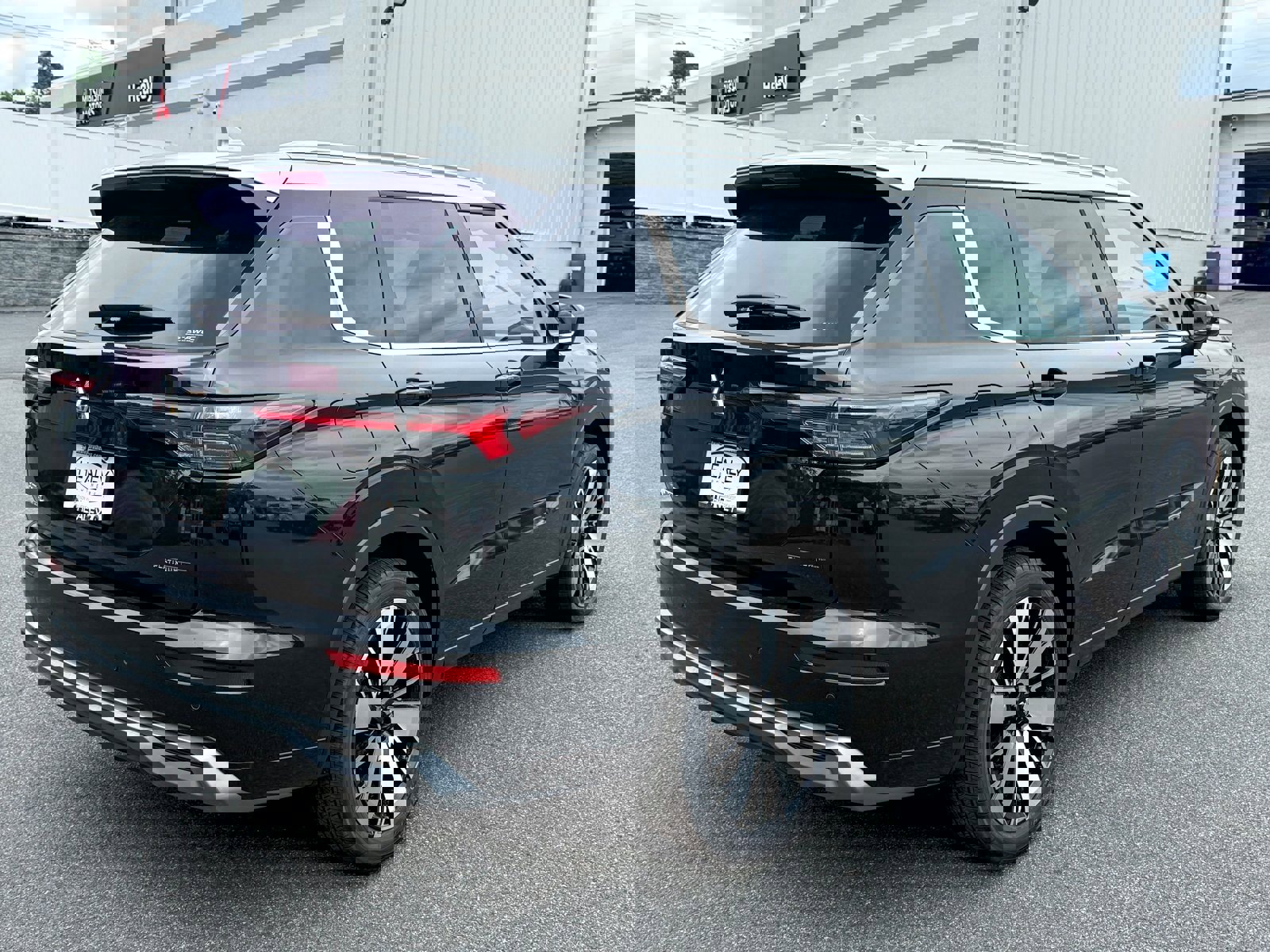 New 2025 Mitsubishi Outlander AWD image 5