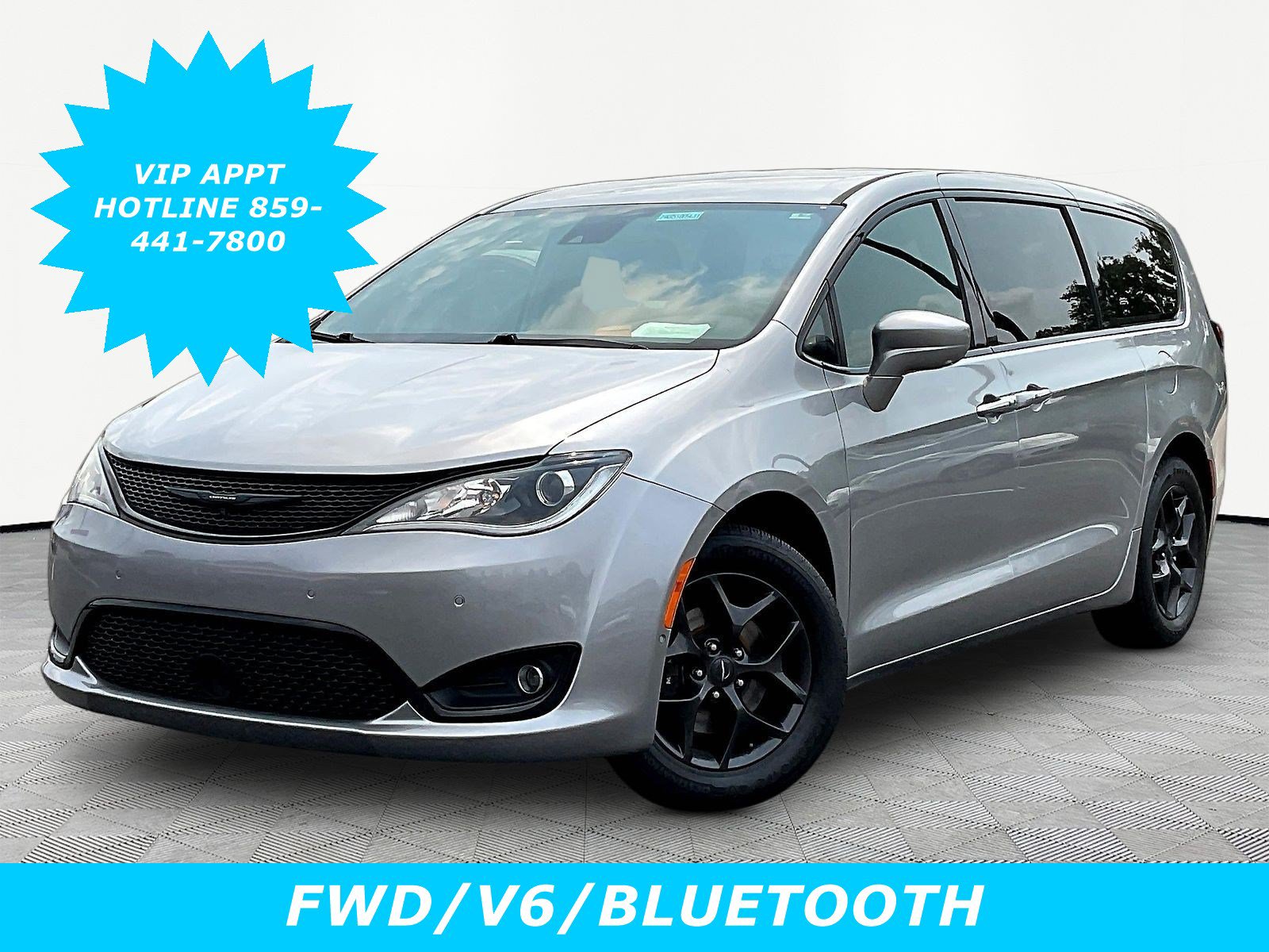Used 2019 Chrysler Pacifica Touring Plus w/ Advanced Safetytec Group FWD video 1