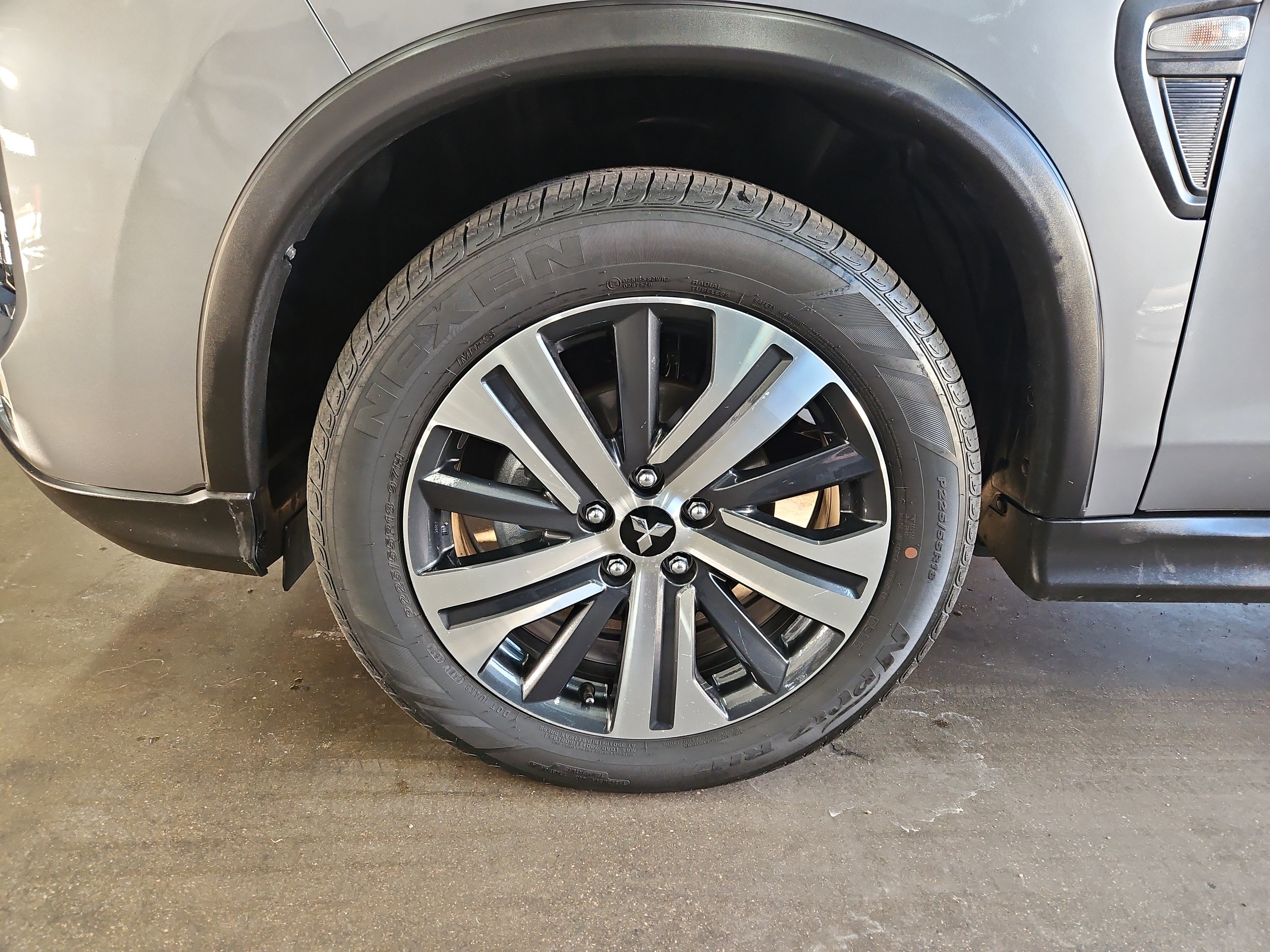 Used 2025 Mitsubishi Outlander Sport AWD image 19