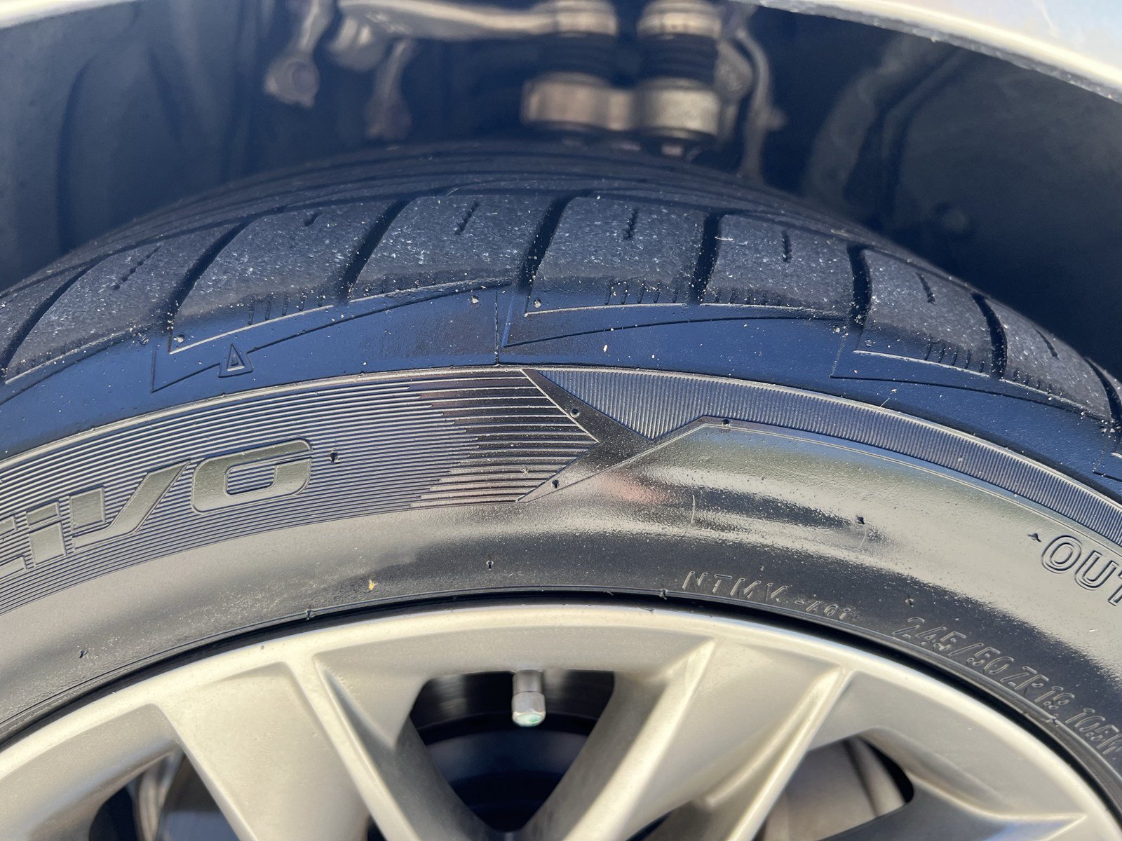 Used 2018 Lexus LS 500 w/ Accessory Package (Z2) RWD image 12