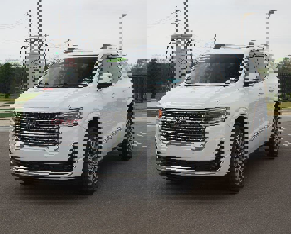 Used 2021 GMC Acadia Denali w/ Denali Technology Package image 25