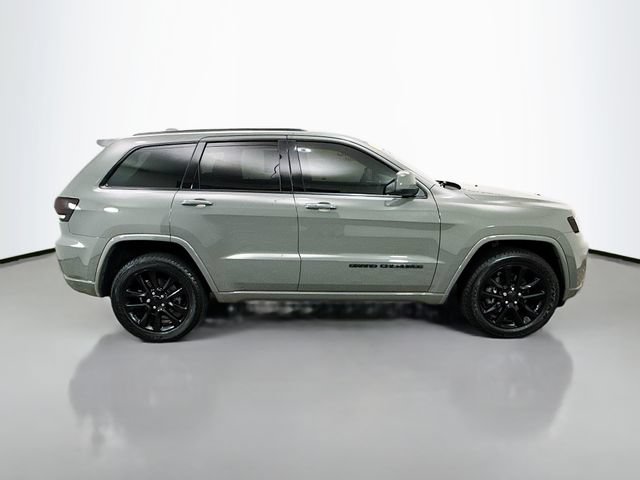 Used 2021 Jeep Grand Cherokee Laredo X AWD/4WD image 8