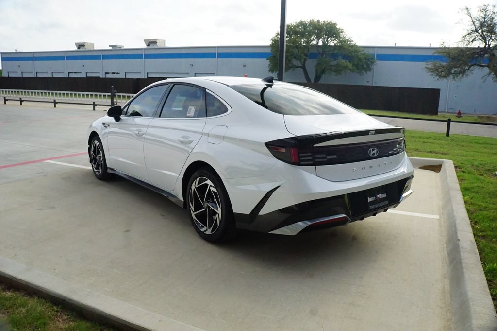 New 2026 Hyundai Sonata SEL FWD image 5