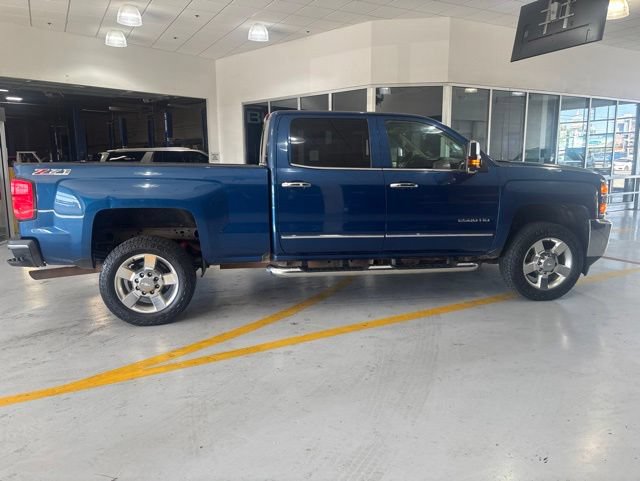 Used 2017 Chevrolet Silverado 2500 LTZ w/ Vortec Plus Package AWD/4WD image 7
