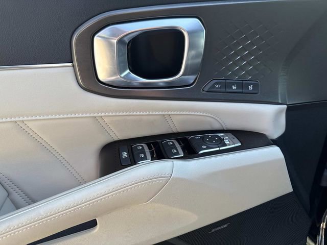 Certified 2023 Kia Sorento SX Prestige image 29