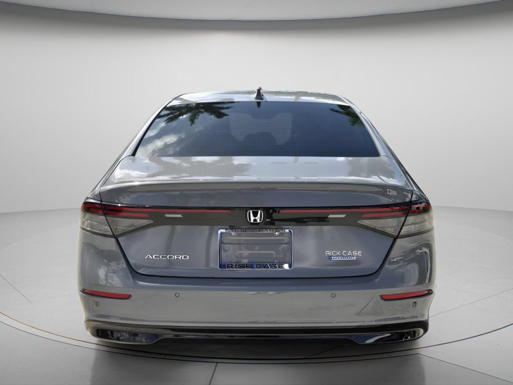 Certified 2025 Honda Accord EX-L image 6