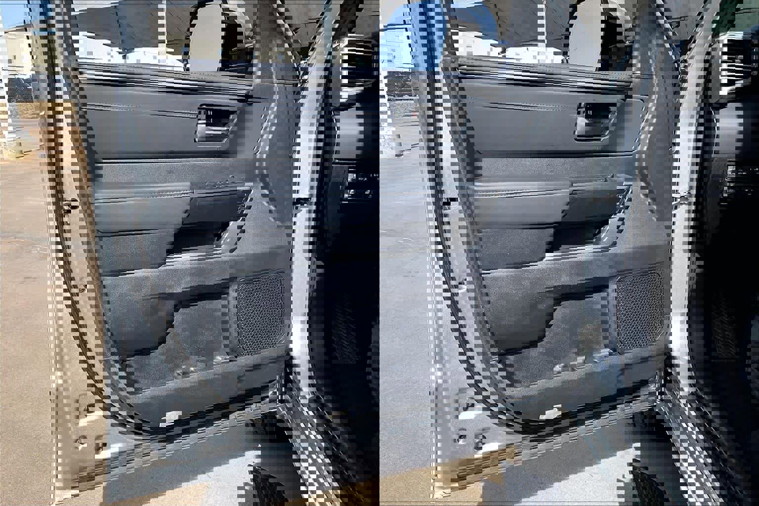 Used 2026 Toyota Sequoia Platinum image 25