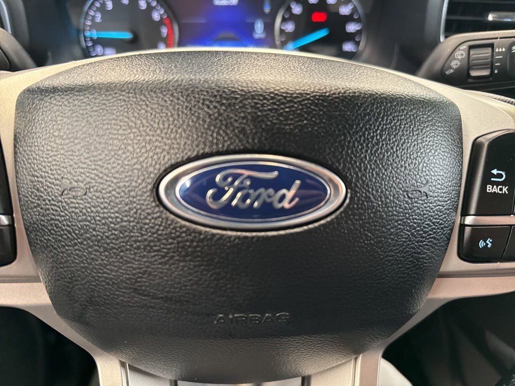 Used 2024 Ford Explorer XLT w/ Equipment Group 202A AWD/4WD image 15