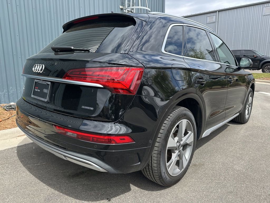 Used 2023 Audi Q5 Prestige w/ Prestige Package image 5