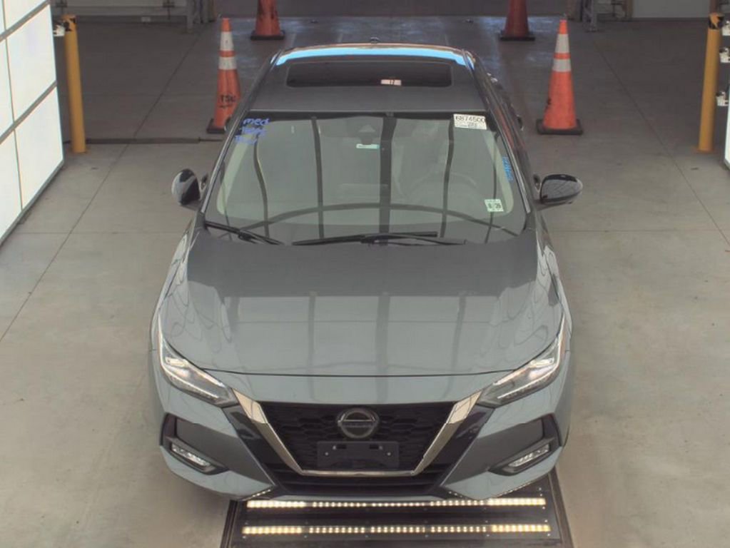 Used 2021 Nissan Sentra SR w/ SR Premium Package FWD image 2
