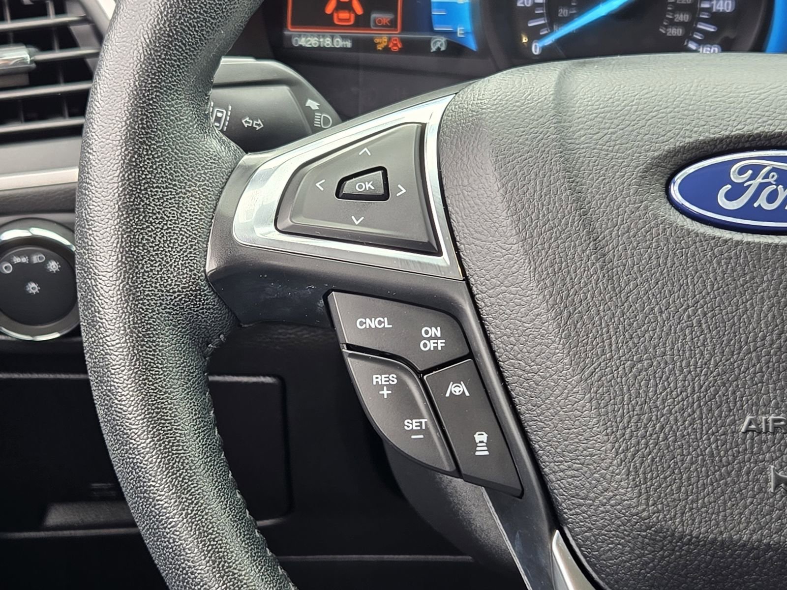 Used 2021 Ford Edge SEL w/ Convenience Package image 26