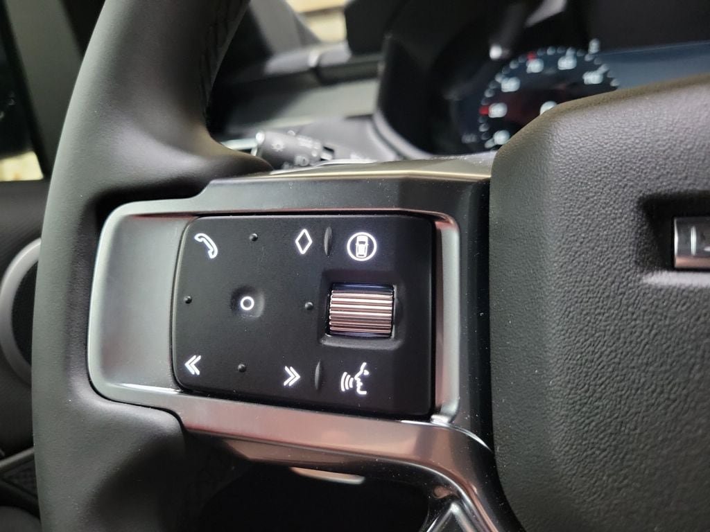 New 2026 Land Rover Discovery Dynamic SE AWD/4WD image 15