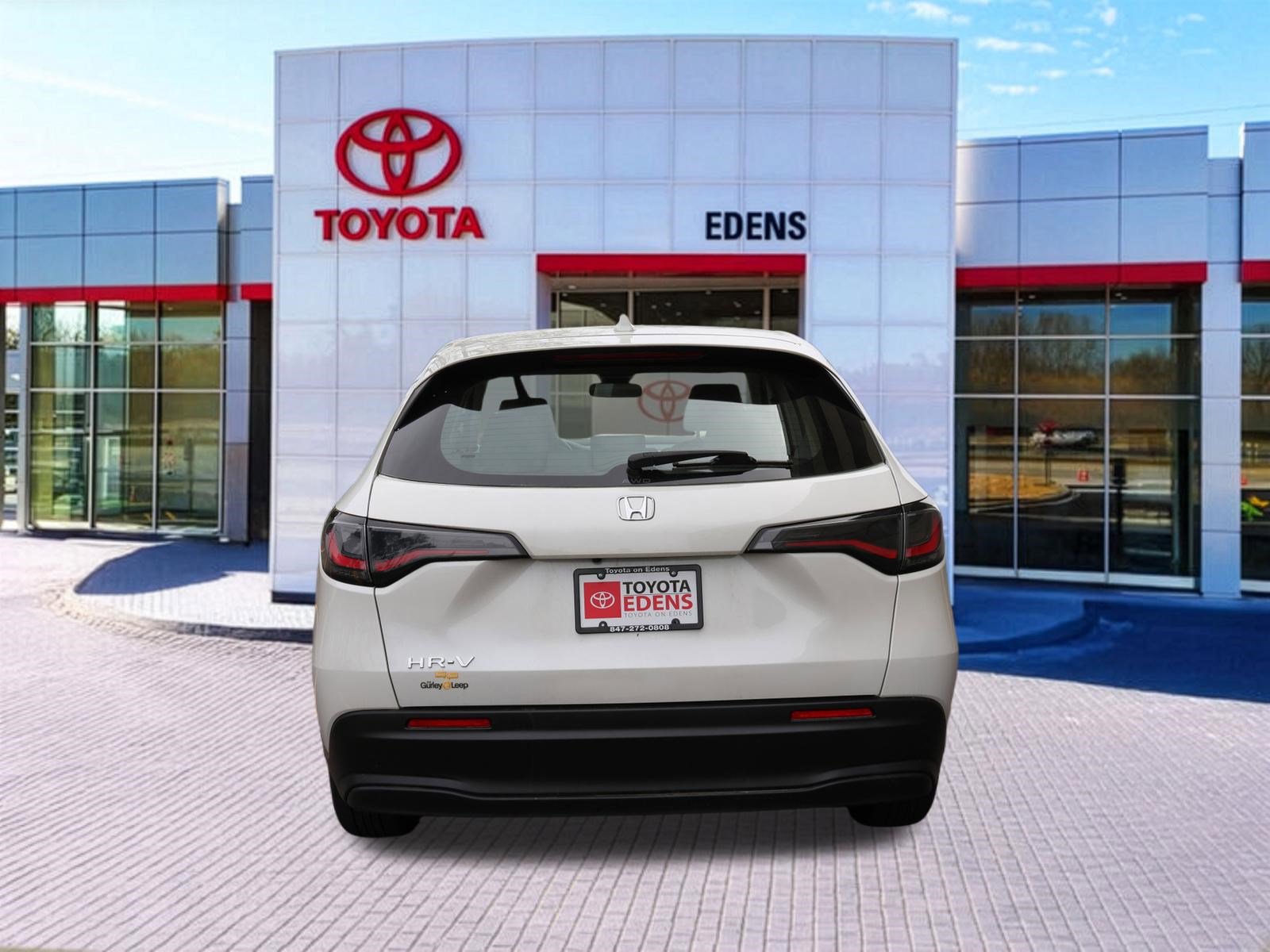 Used 2023 Honda HR-V LX image 4