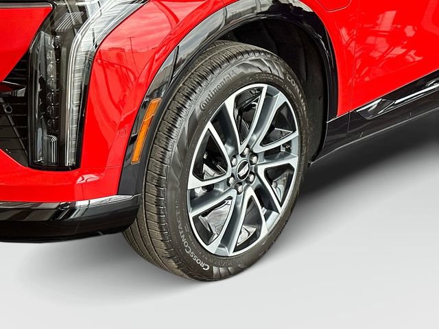 New 2026 Cadillac Optiq Sport 1 image 17