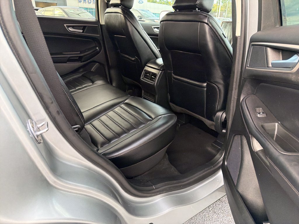 Used 2024 Ford Edge SEL w/ Convenience Package AWD/4WD image 16