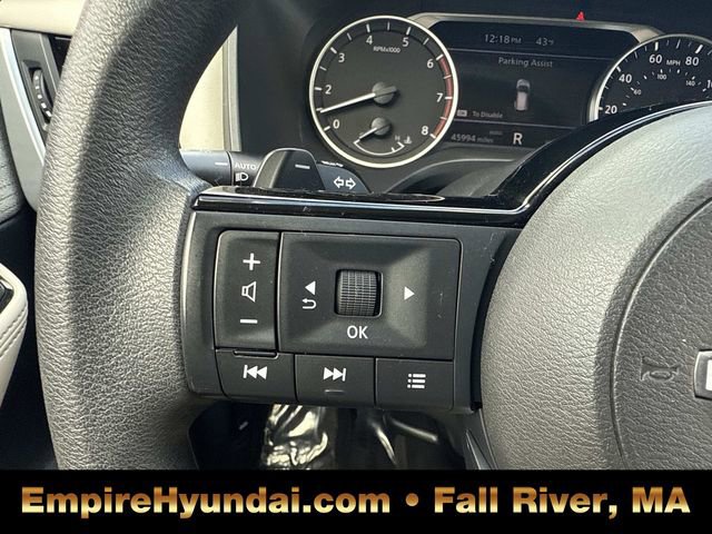 Used 2023 Nissan Rogue SV image 28