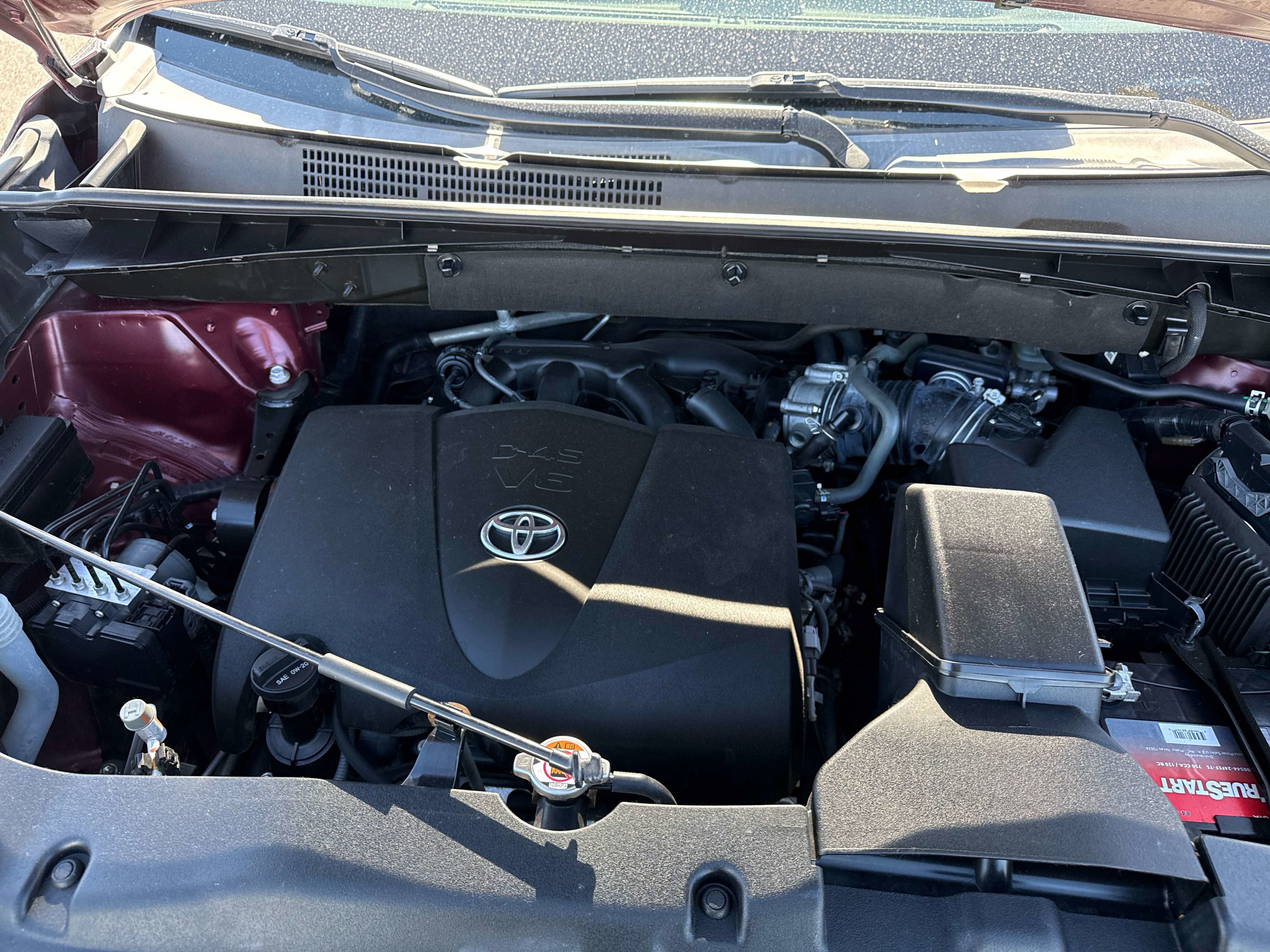 Used 2019 Toyota Highlander Limited FWD image 9