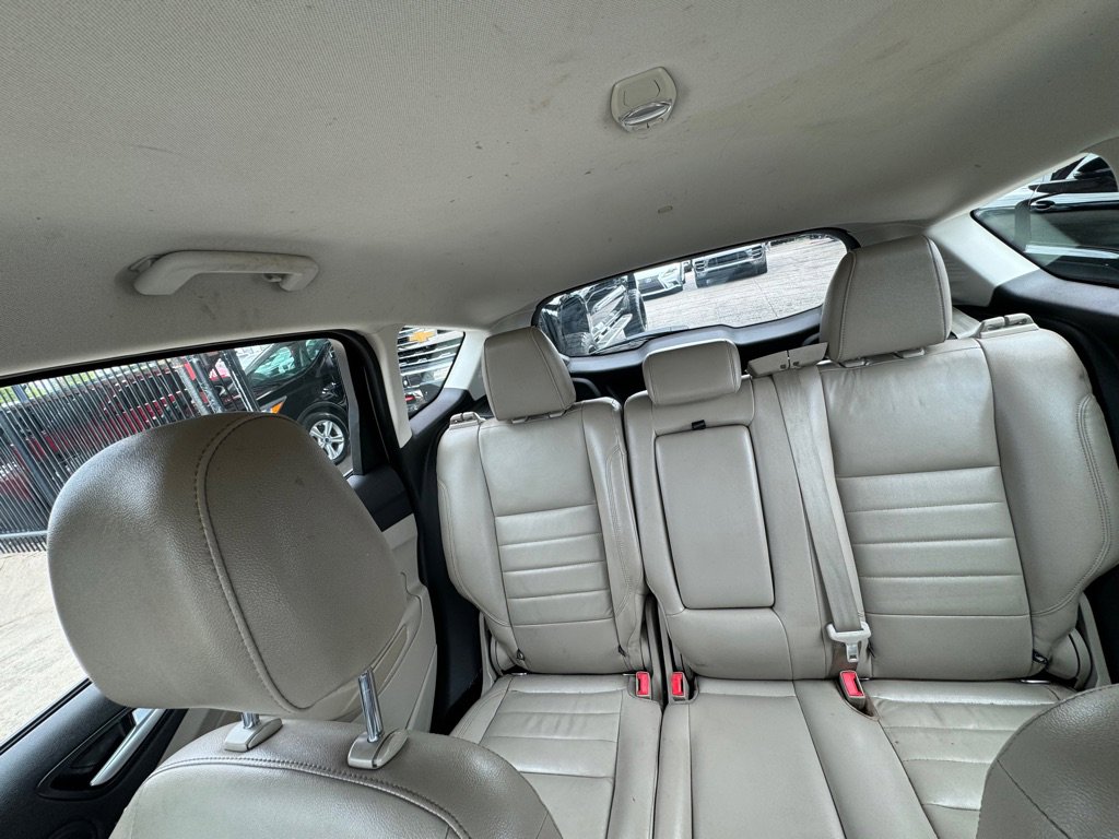 Used 2013 Ford C-MAX Energi SEL image 37