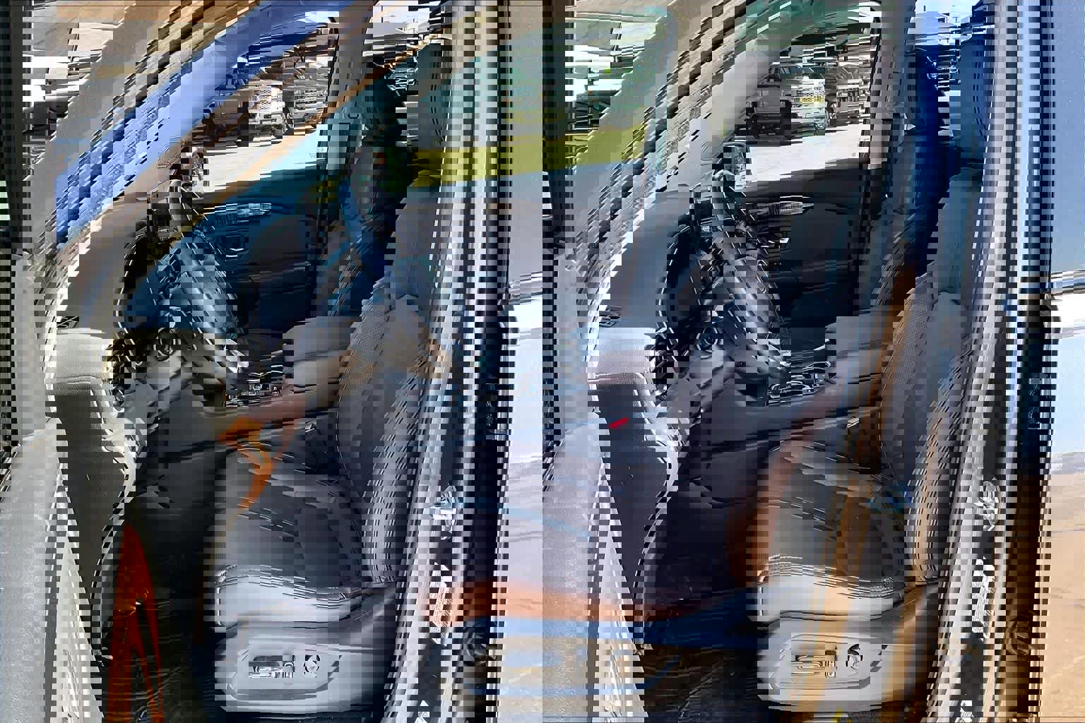 Used 2024 Honda Pilot Elite image 9