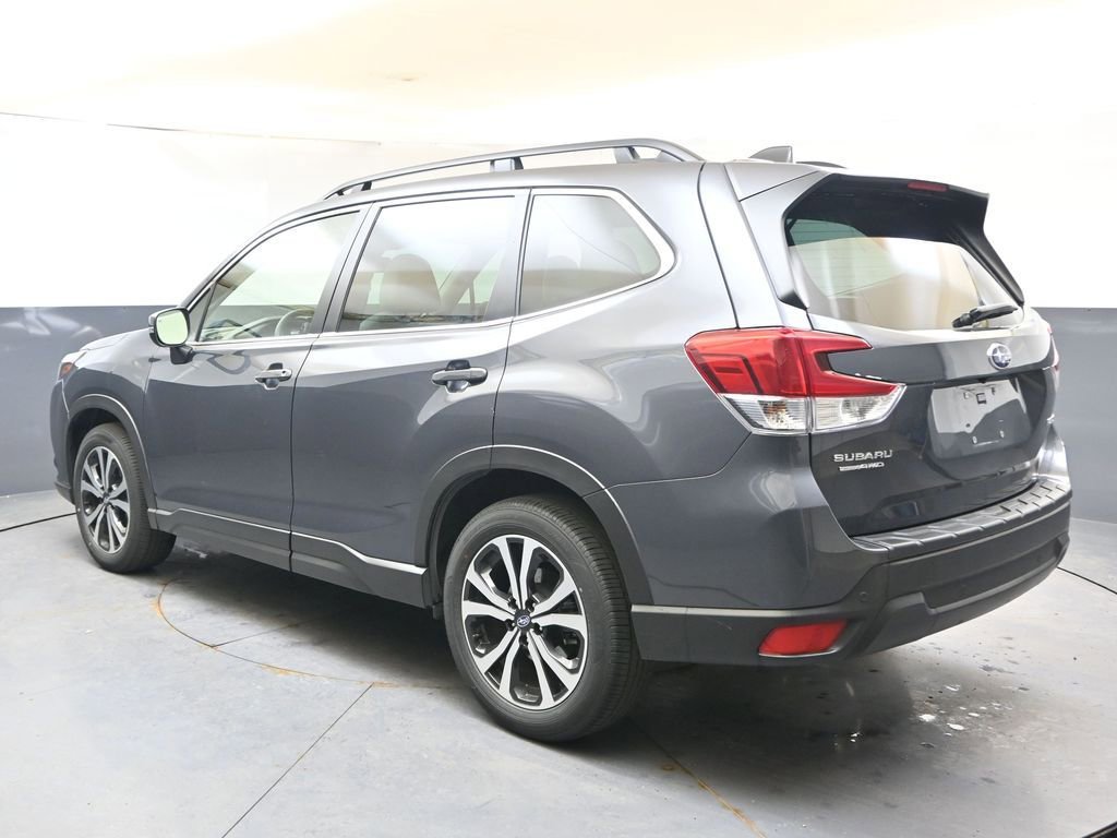 Used 2023 Subaru Forester Limited w/ Popular Package #3 AWD/4WD image 3