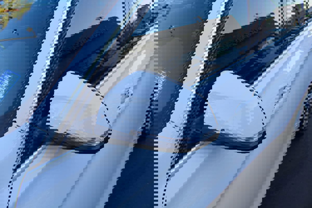 Used 2017 BMW 330i Sedan RWD image 12