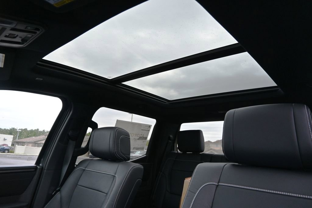 New 2026 Toyota Tundra Limited AWD/4WD image 11