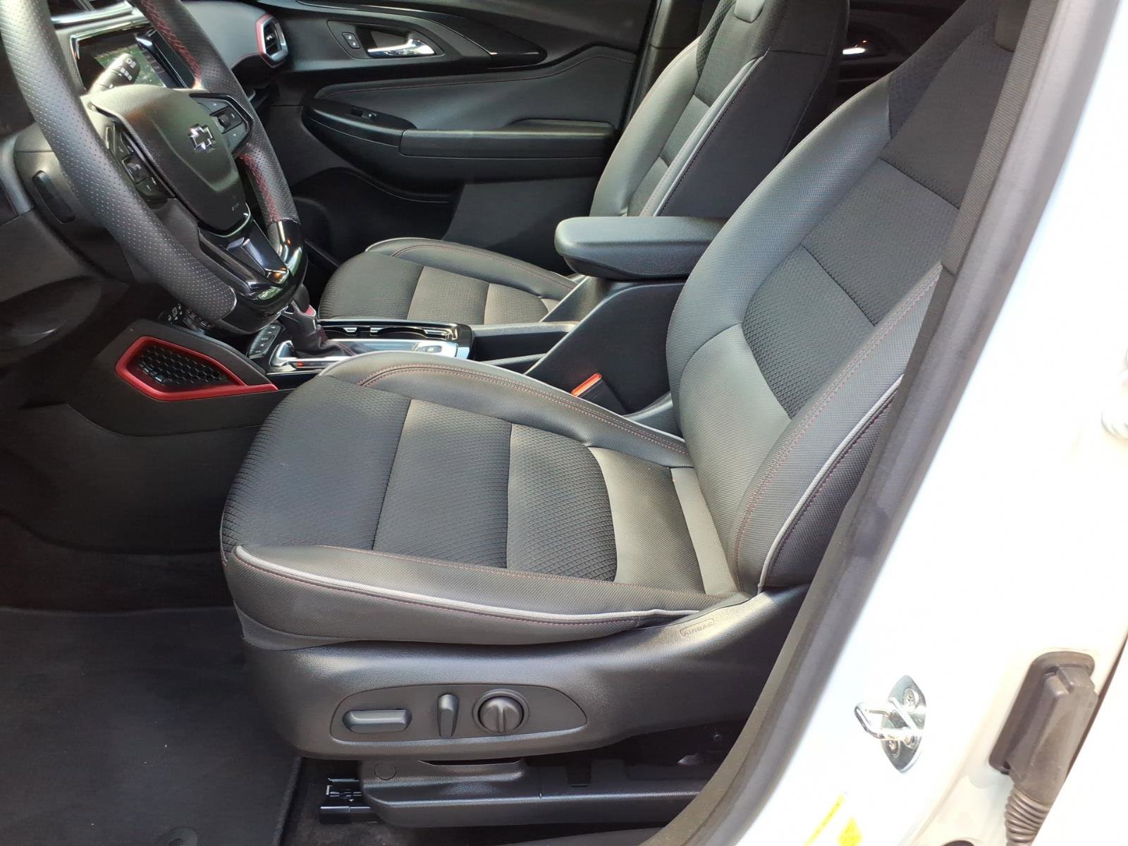Certified 2023 Chevrolet TrailBlazer RS w/ Convenience Package FWD image 14