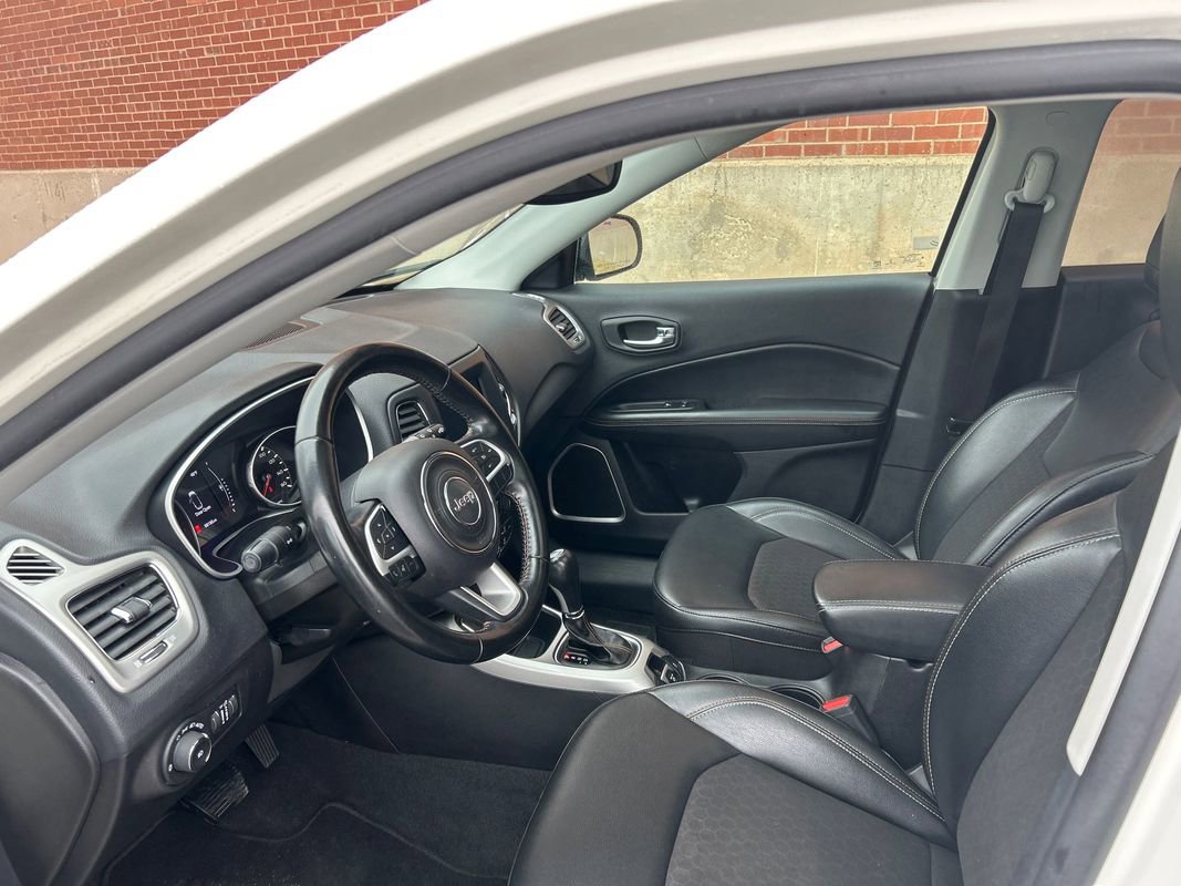 Used 2020 Jeep Compass Latitude FWD image 6