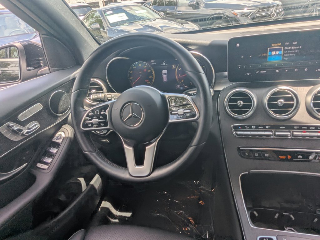 Used 2022 Mercedes-Benz GLC 300 4MATIC w/ Premium Package Lite image 3