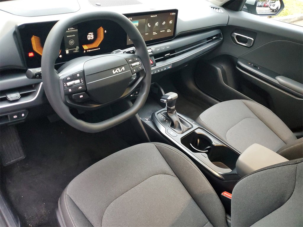 Certified 2025 Kia K4 LXS image 15