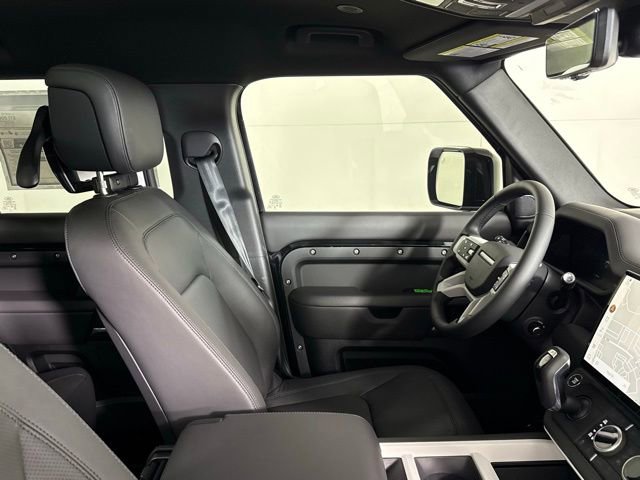 New 2026 Land Rover Defender 110 X-Dynamic SE AWD/4WD image 31