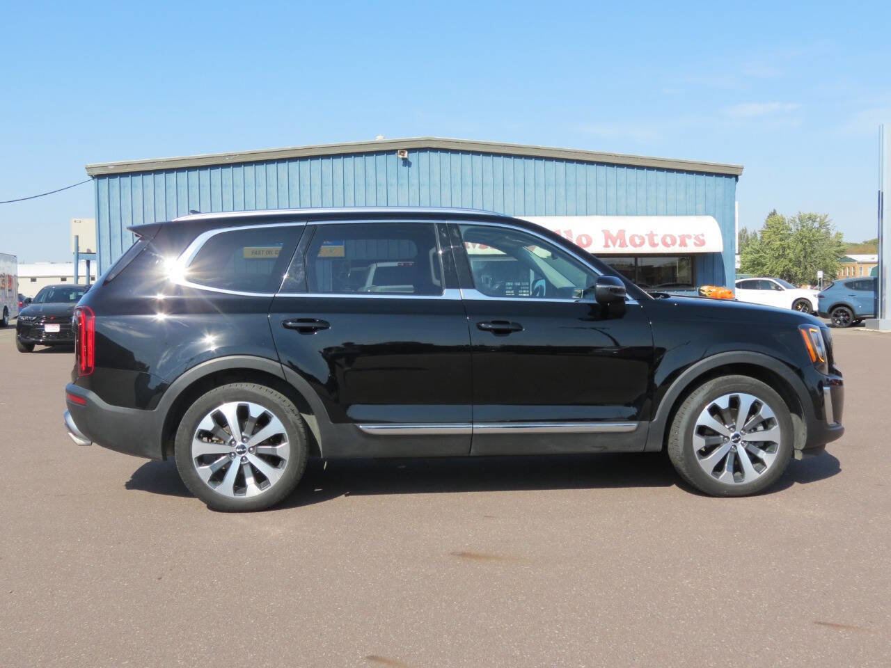 Used 2022 Kia Telluride EX w/ EX Premium Package image 1