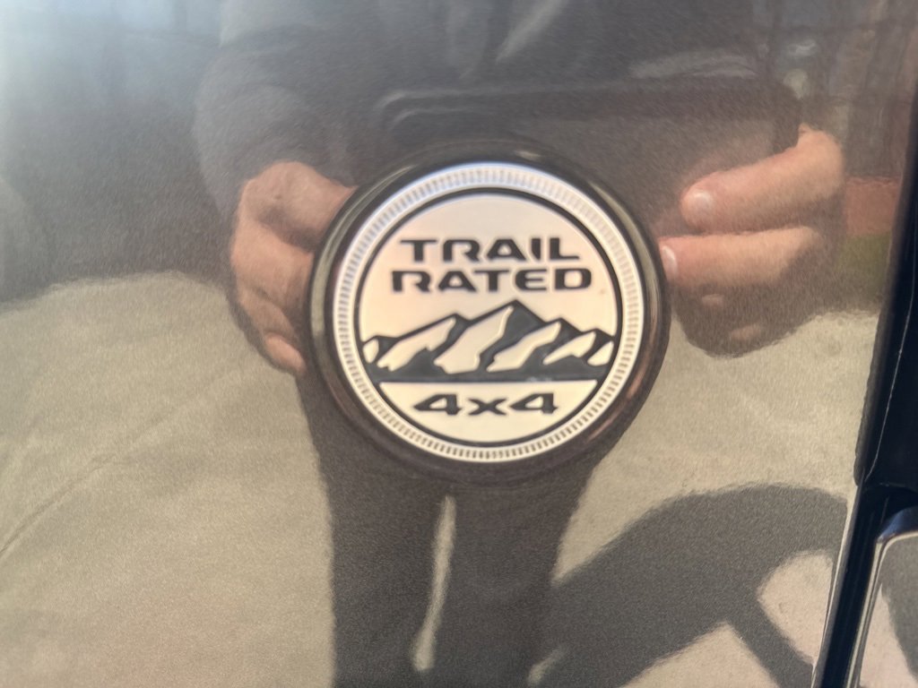 Used 2018 Jeep Wrangler Unlimited Sahara image 15