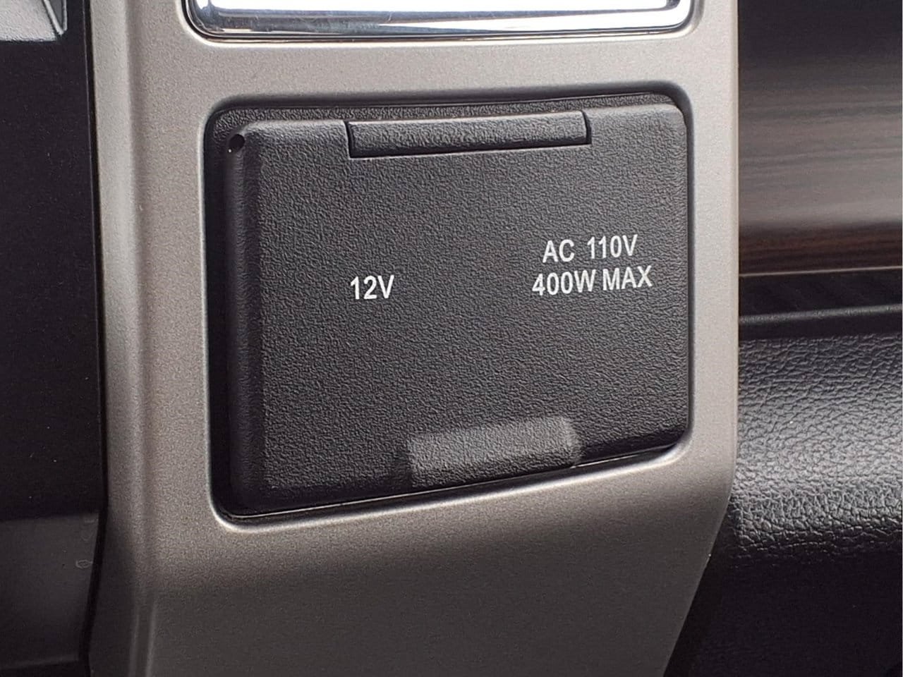 Used 2015 Ford F150 Lariat w/ Equipment Group 502A Luxury AWD/4WD image 18