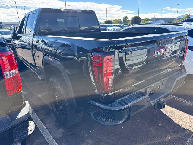 Used 2023 GMC Sierra 2500 Denali w/ Denali Black Diamond Edition AWD/4WD image 3