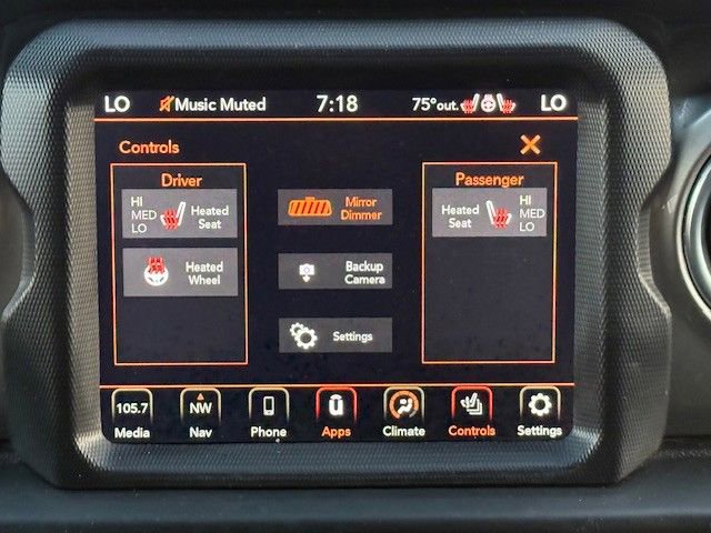 Used 2020 Jeep Wrangler Unlimited Sahara image 23