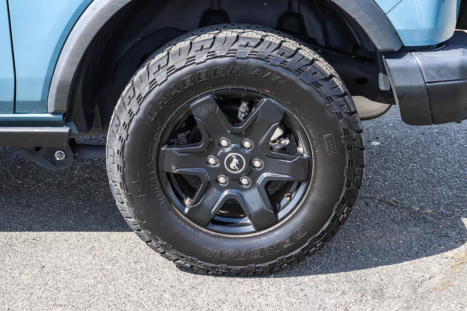 Used 2022 Ford Bronco Black Diamond image 11