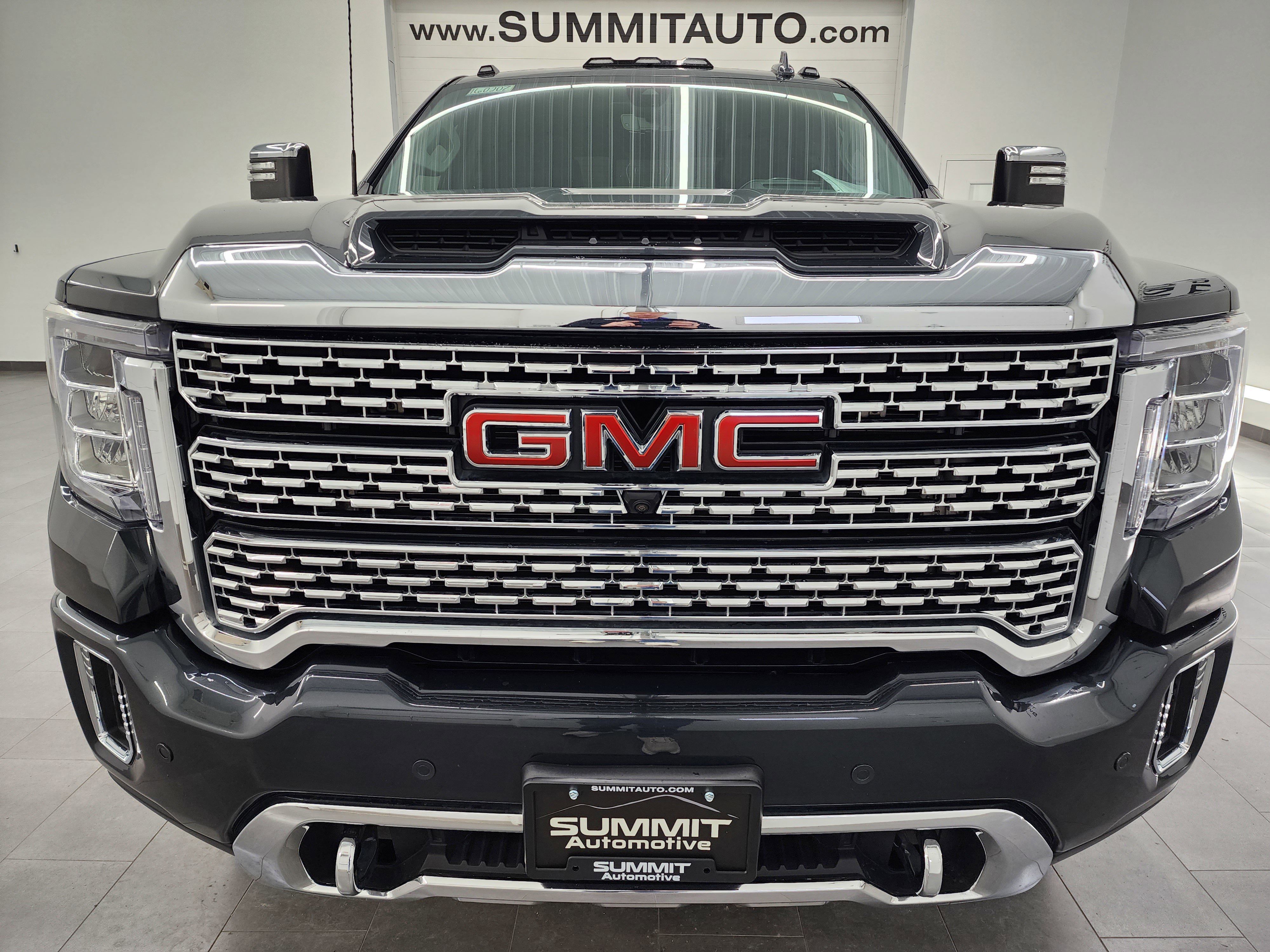 Used 2023 GMC Sierra 3500 Denali w/ Denali Ultimate Package image 23