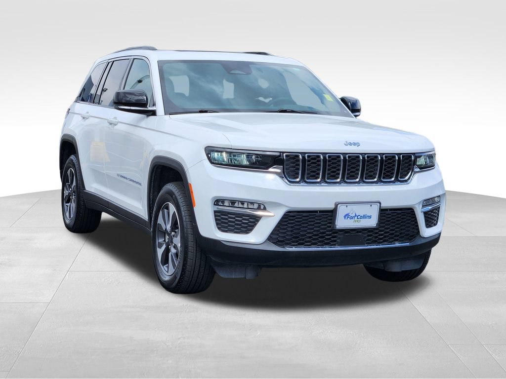 Used 2024 Jeep Grand Cherokee Limited 4xe w/ Trailer Tow Package AWD/4WD image 3