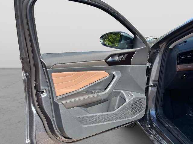 New 2027 Volkswagen Jetta SEL FWD image 16