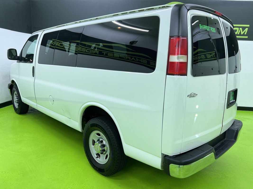 Used 2013 Chevrolet Express 2500 LT w/ LT Preferred Equipment Group RWD image 7