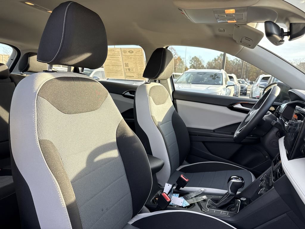 Used 2025 Volkswagen Taos S image 18