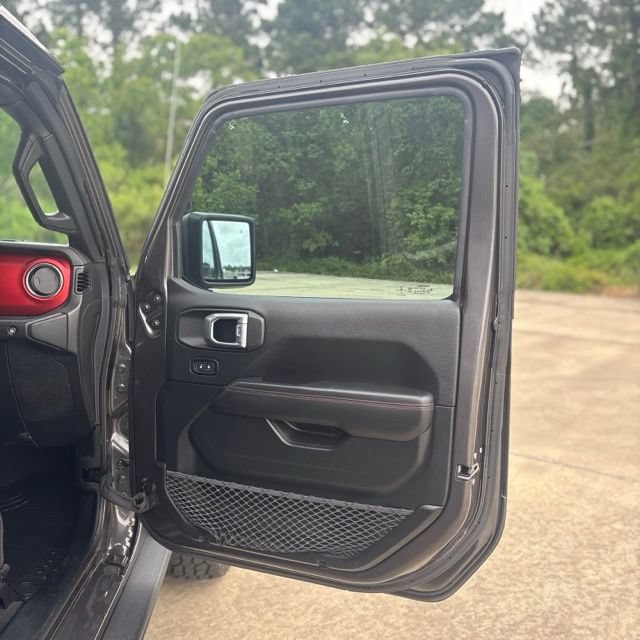 Used 2021 Jeep Wrangler Unlimited Rubicon AWD/4WD image 15