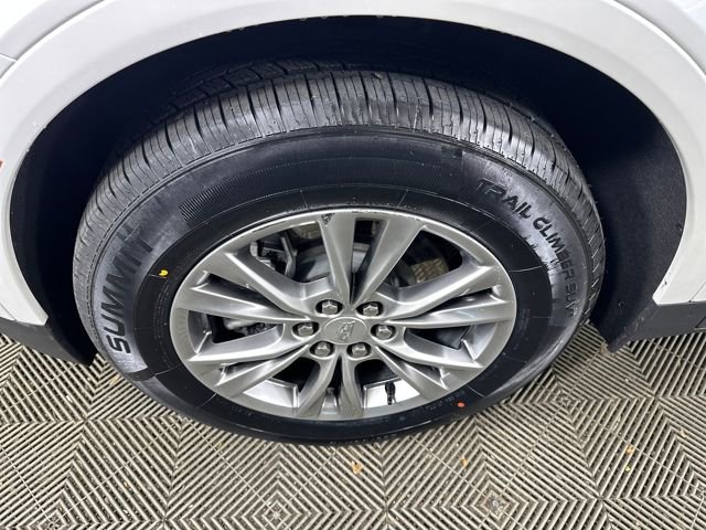 Used 2023 Cadillac XT5 Premium Luxury image 10